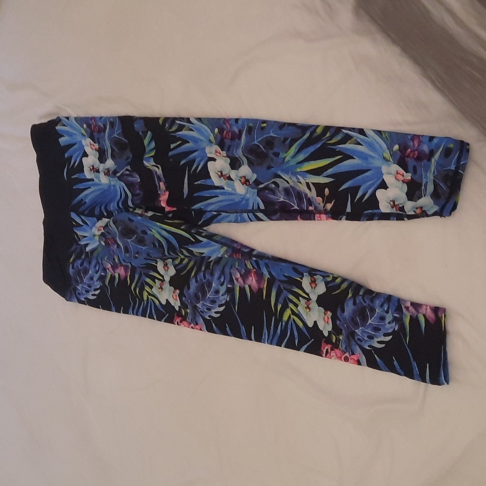 Blue and black floral leggings - Picture 3 of 4